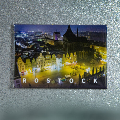 Magnet Rostock R05-M: Neuer Markt nachts