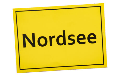Sticker in Form eines Osteingangsschildes mit dem Wort "NORDSEE"
